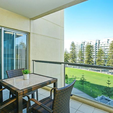 Pier Apartment - Glenelg Views - No 506 Adelaide Esterno foto