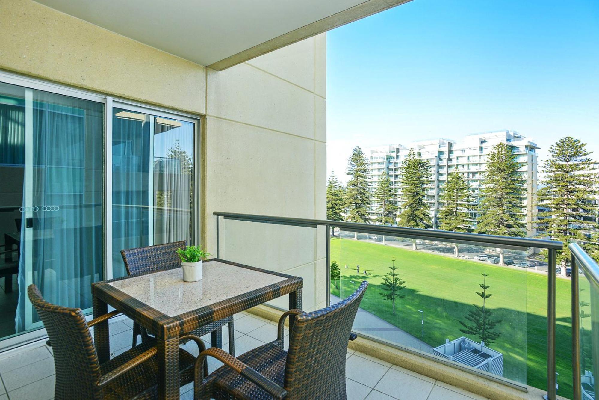 Pier Apartment - Glenelg Views - No 506 Adelaide Esterno foto